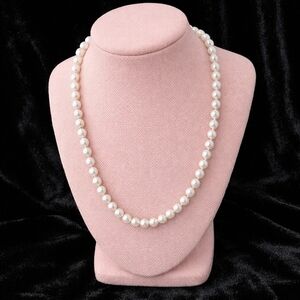 Elegant White Pearl Necklace